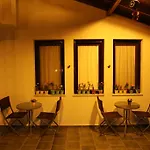 Sunshine Boutique מלון